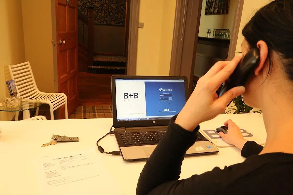 Отель B+B Йорк